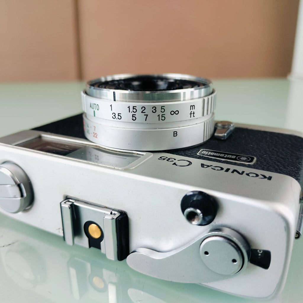 KONICA C35 RANGEFINDER CAMERA HEXANON F=38MM 1:2.8 LENS