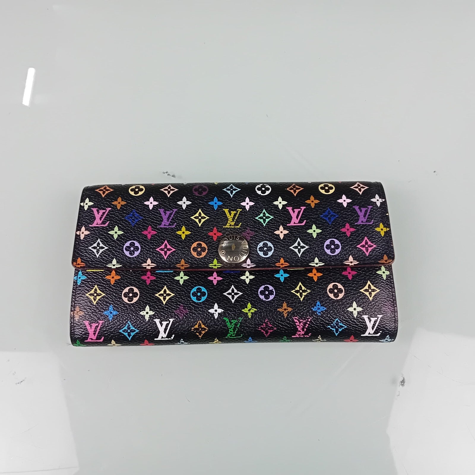 LOUIS VUITTON PARIS SARAH WALLET BAG