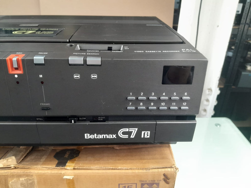 SONY SL C7UB BETAMAX VIDEO CASSETTE RECORDER
