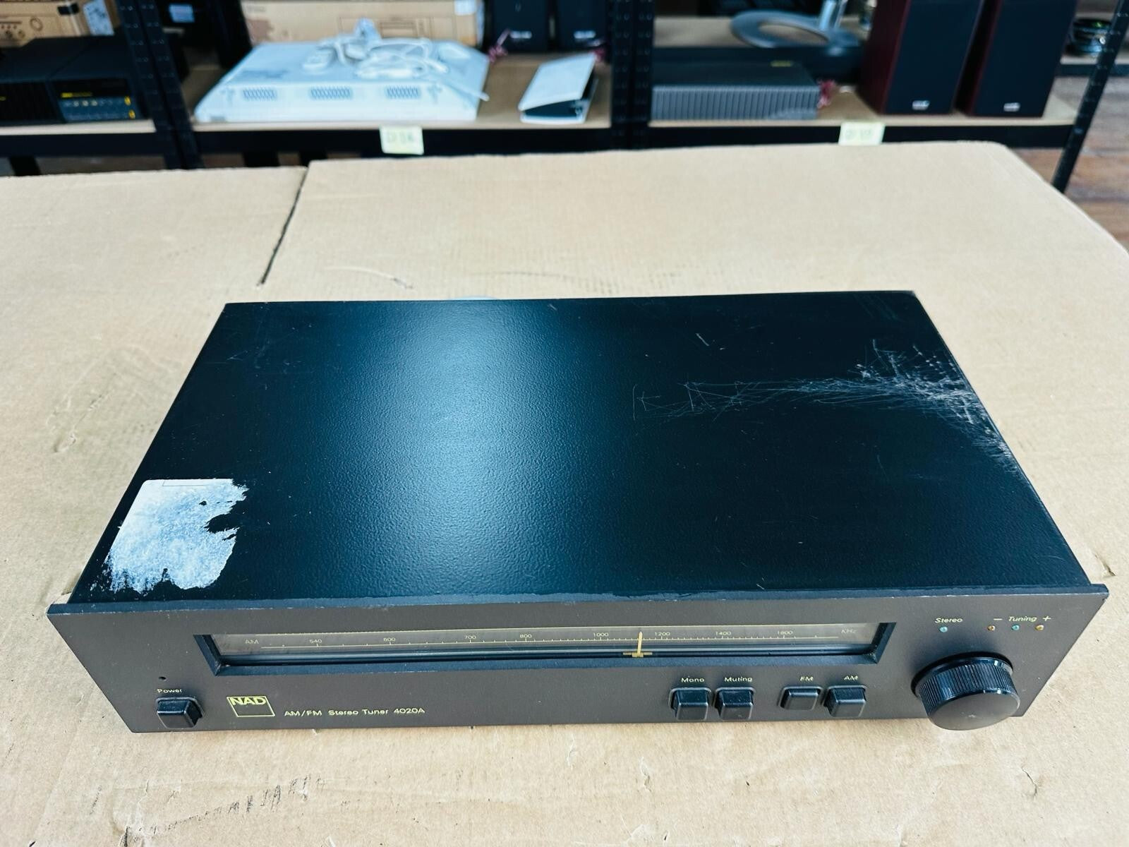 NAD 4020A AM/FM Stereo Tuner