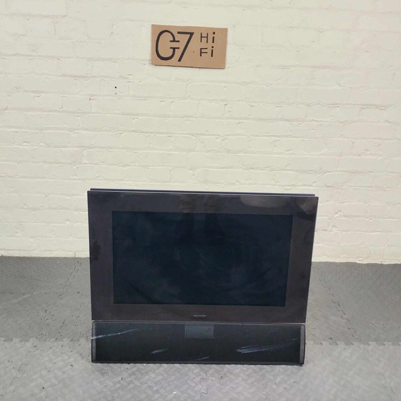 BANG & OLUFSEN B&O BEOCENTER 6 26 INCH TV #003