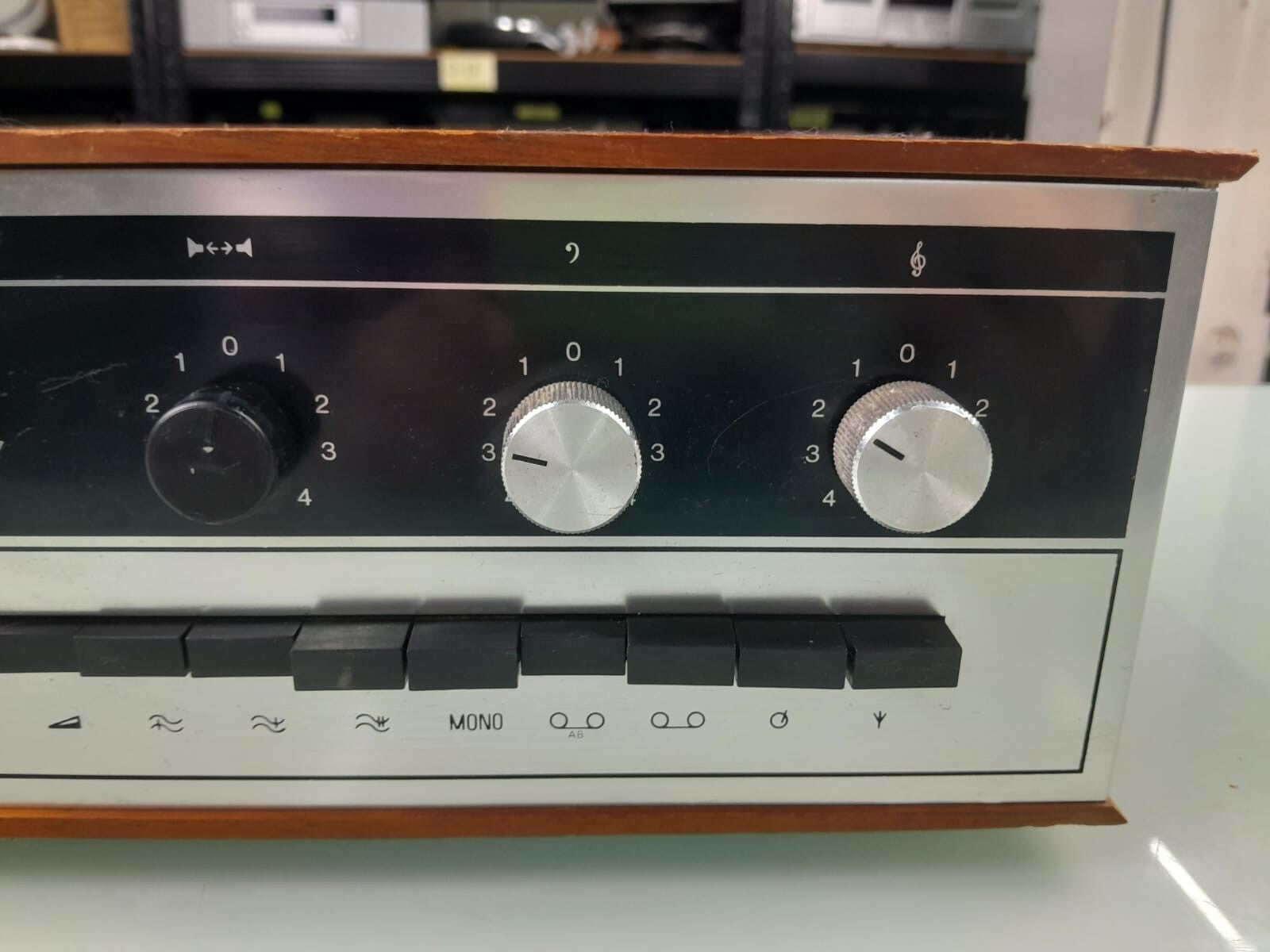 ARMSTRONG 521 STEREO AMPLIFIER