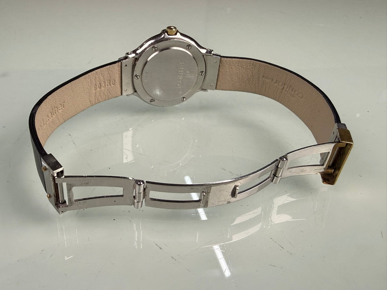 HUBLOT CLASSIC 18K GOLD MDM LADIES S139.10.2 WATCH