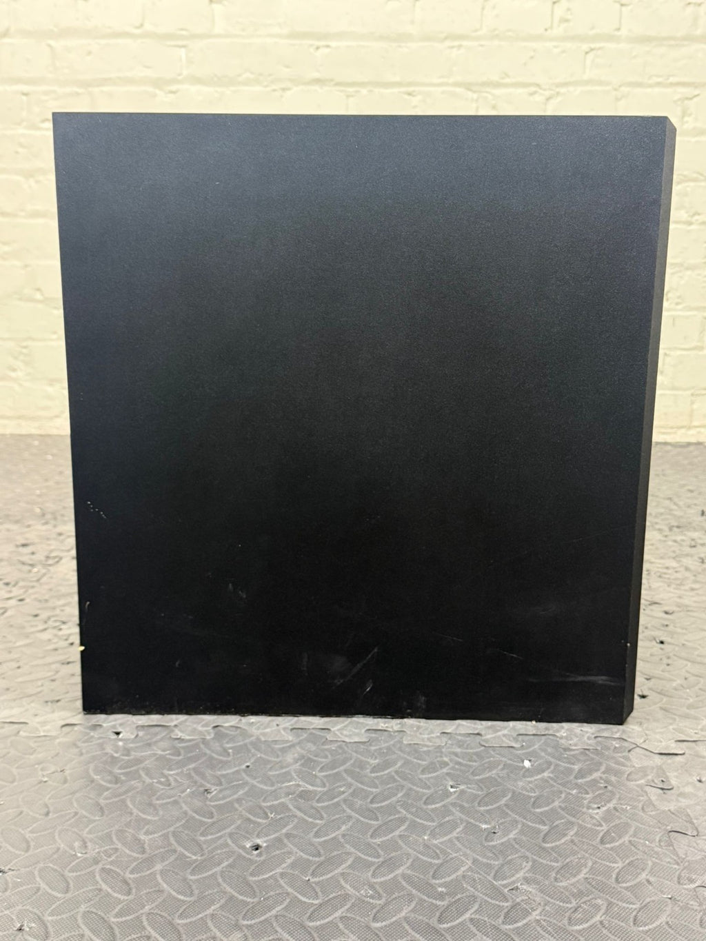 Miller Kreisel  M&K SOUND SB1250 SUBWOOFER