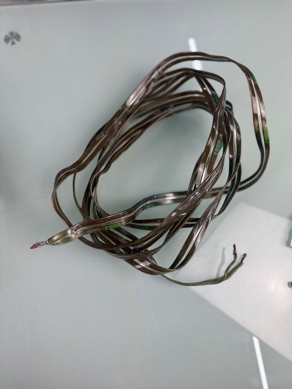 REGA FLAT LINE SPEAKER CABLES