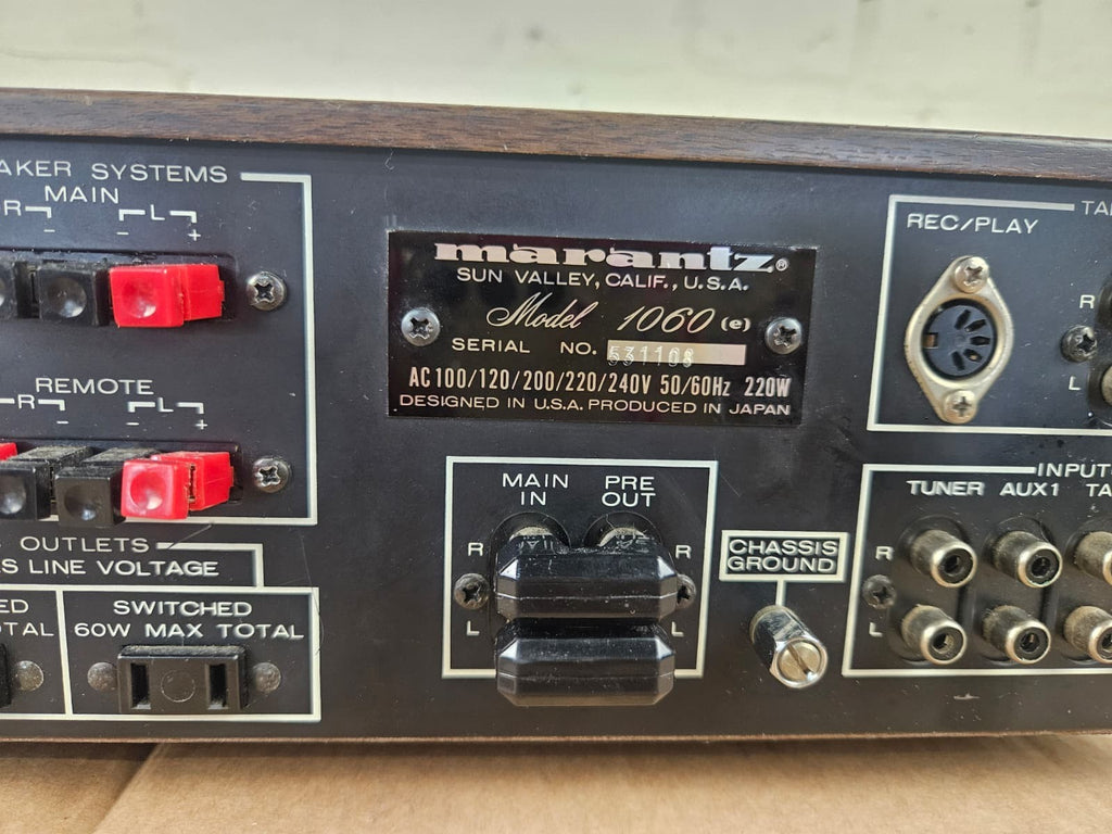 MARANTZ 1060 STEREO AMPLIFIER