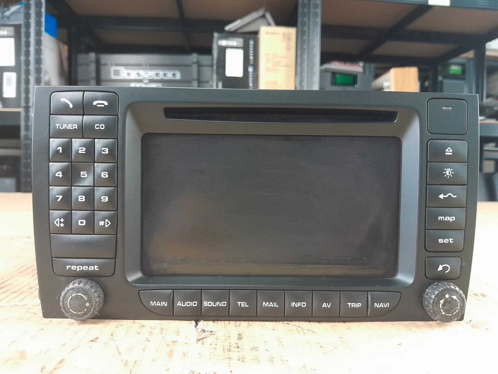 Porsche Cayenne 957 head unit telephone cd Sat Nav amplifier Harman Becker