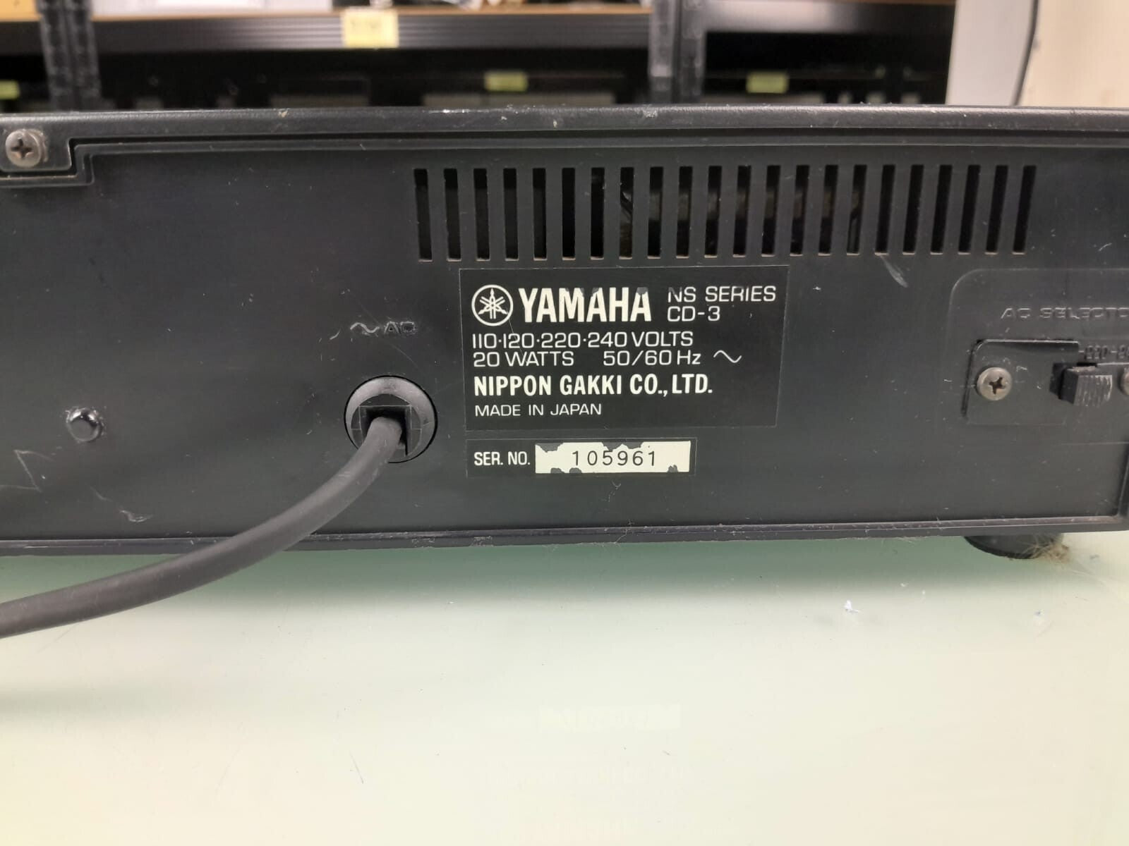 YAMAHA CD 3 NATURAL SOUND CD PLAYER