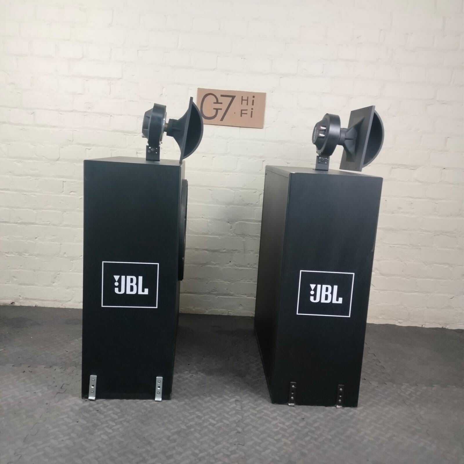 JBL 3678 Bass Subwoofers With JBL PRO 2425 HS Horn Tweeters