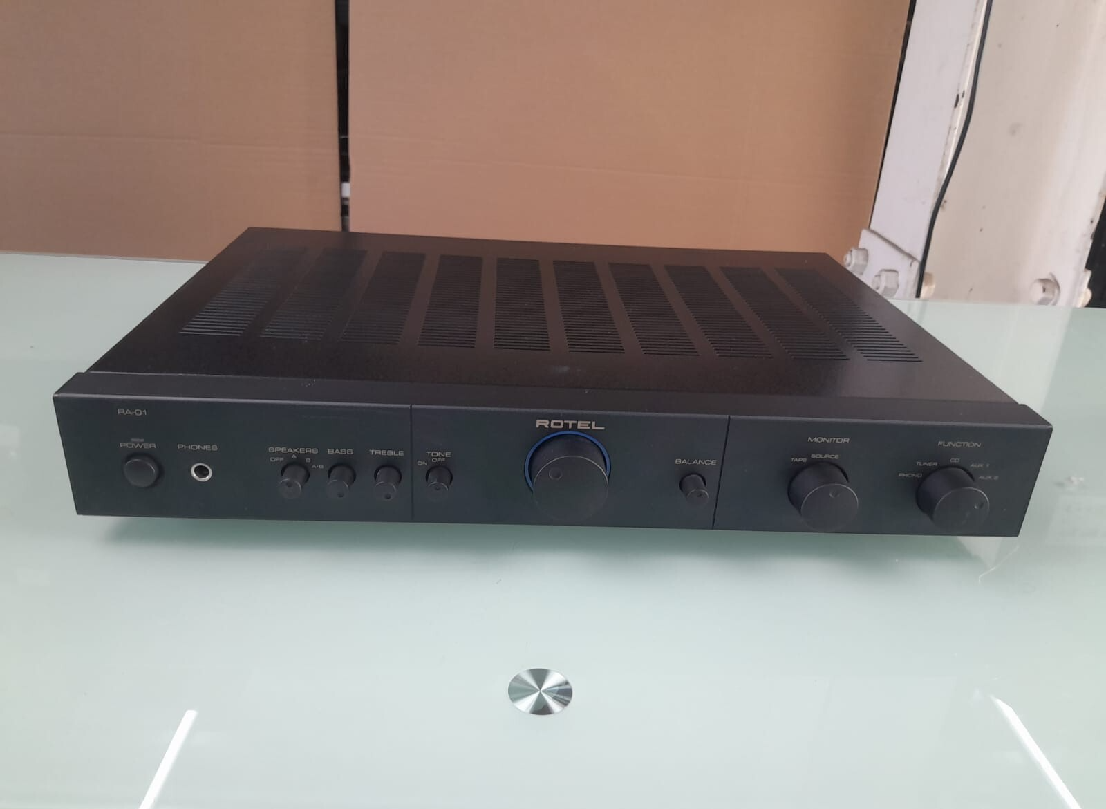 ROTEL RA 01 INTEGRATED AMPLIFIER