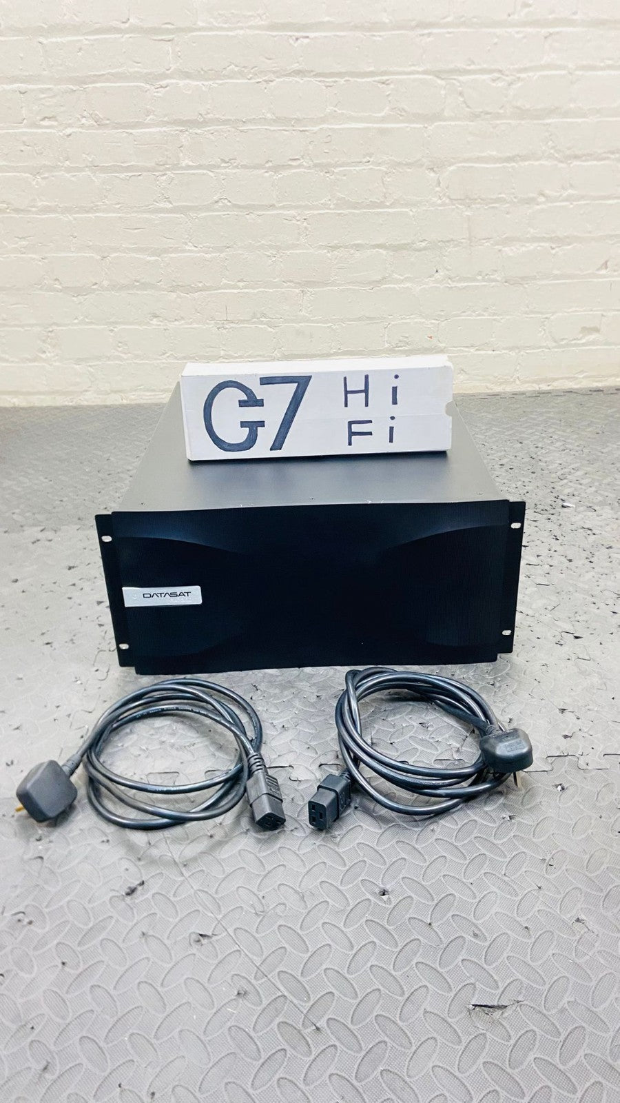 DATASAT RA7300 POWER AMPLIFIER