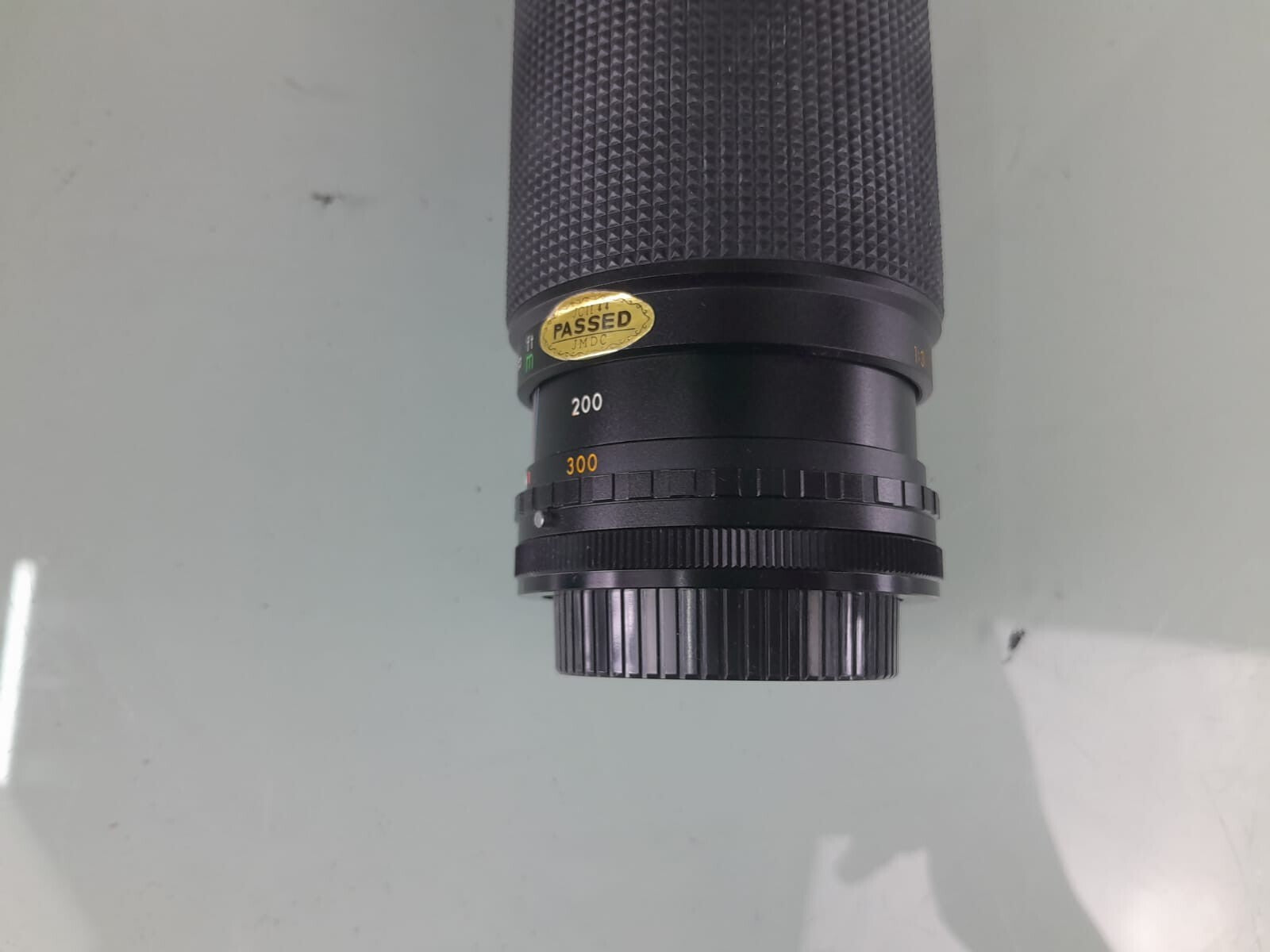 SOLIGOR ZOOM + MACRO 80 - 300MM F/ 5.6 MC C/D AUTO CAMERA LENS