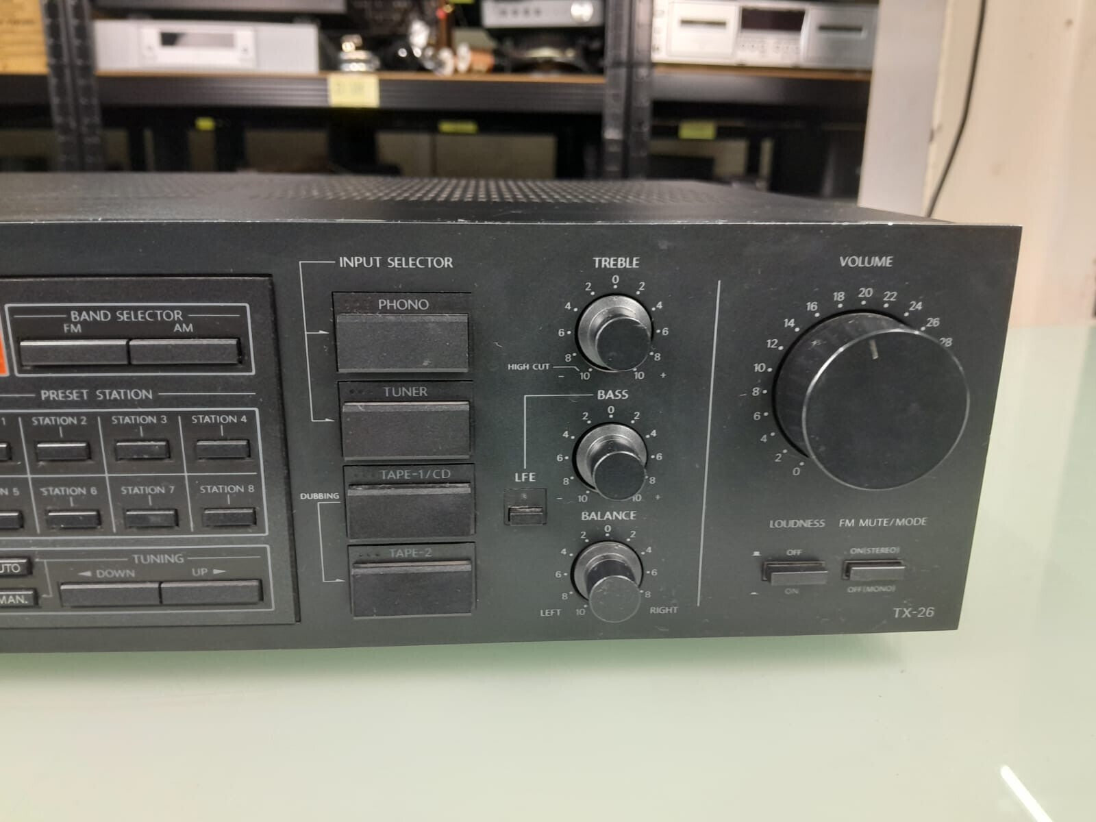 ONKYO TX 26 QUARTZ SYNTHESIZED TUNER AMPLIFIER