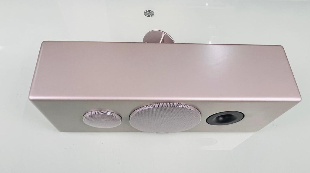 MONITOR AUDIO RADIUS 180 CENTER SPEAKER WITH WALL BRACKET