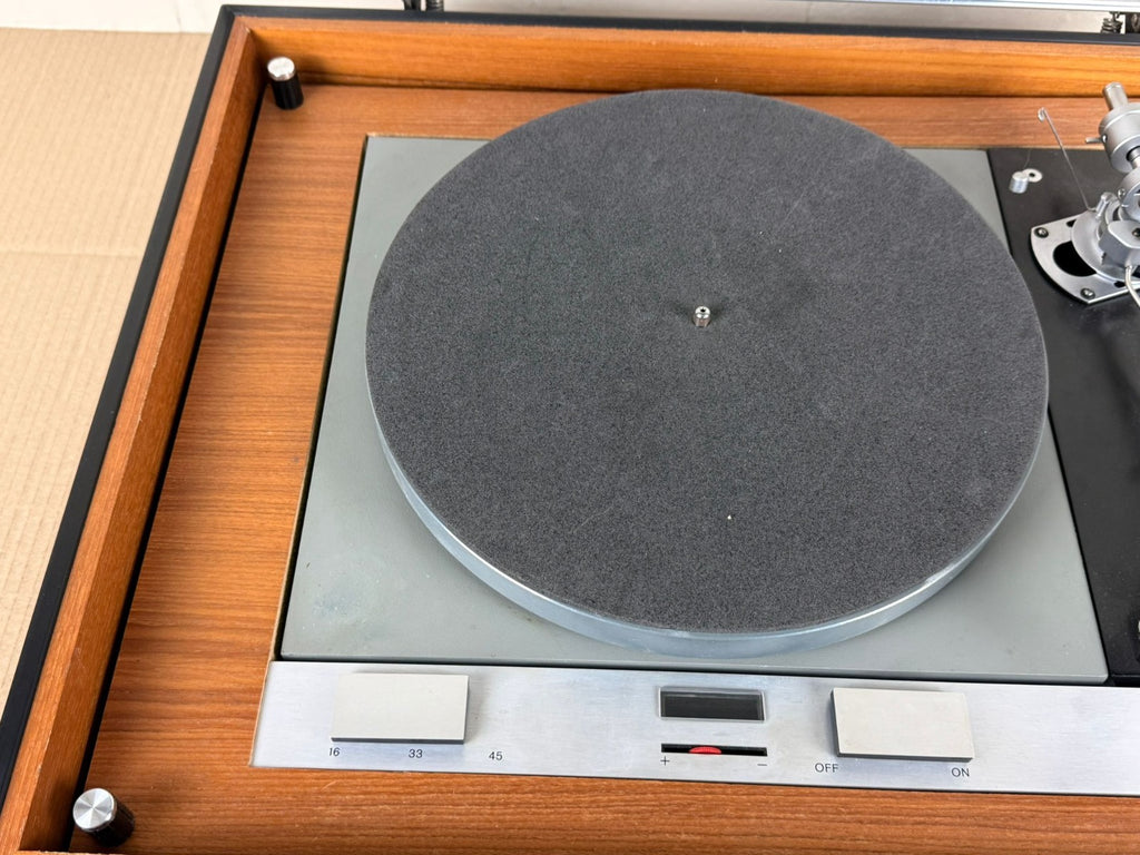 THORENS TD 125 TURNTABLE WITH SME 3009 TONEARM & SHURE M75E CARTRIDGE