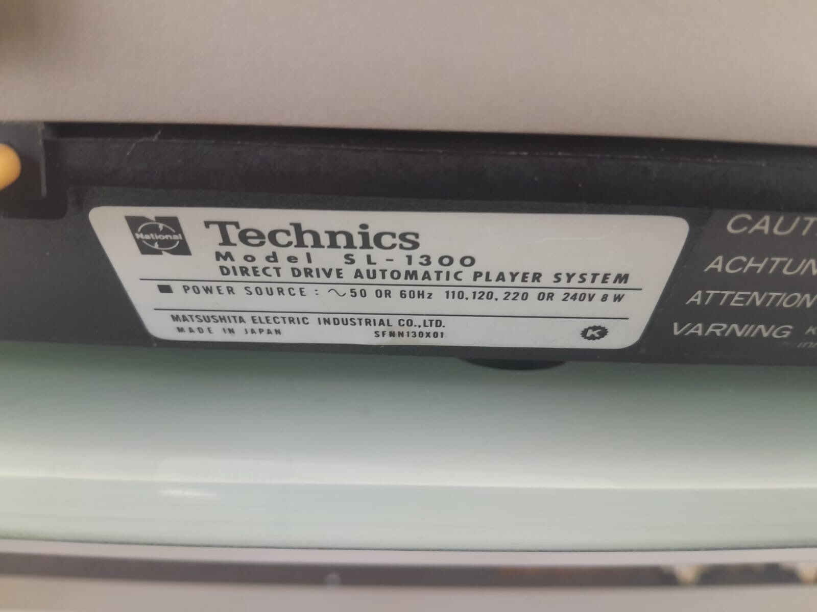 TECHNICS SL 1300 DIRECT DRIVE AUTOMATIC PLAYER SYSTEM TURNTABLE