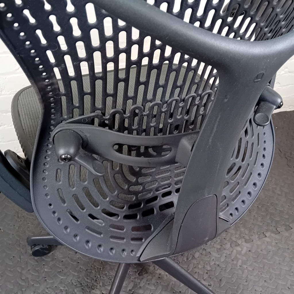 Herman Miller mira office boss Chair