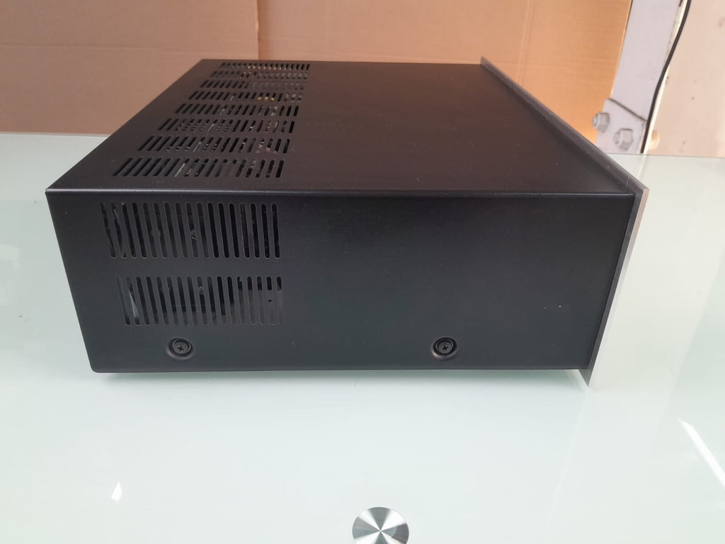 MARANTZ 1060 STEREO AMPLIFIER