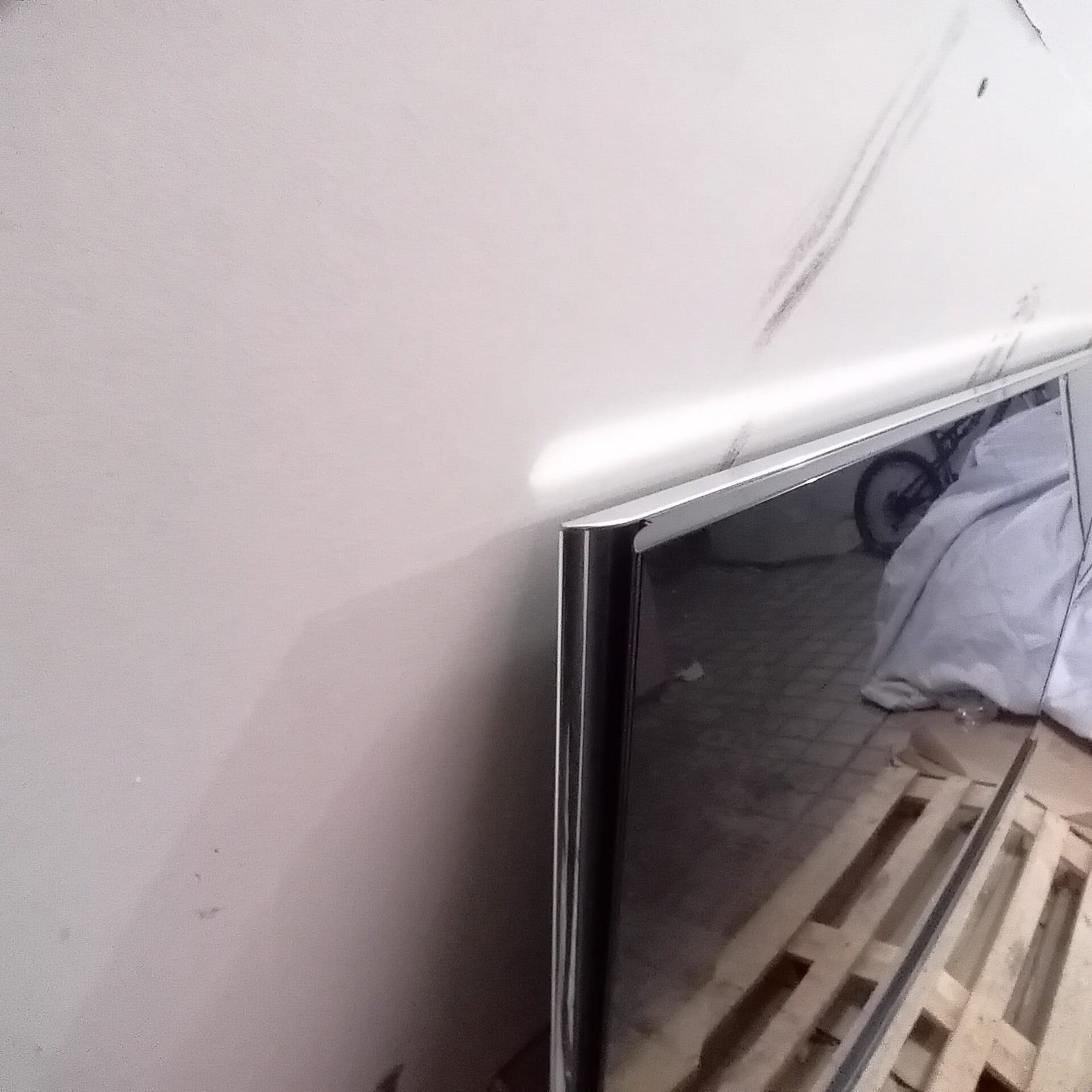 B&O BEOVISION 12 65 INCH TV TITANIUM BANG & OLUFSEN