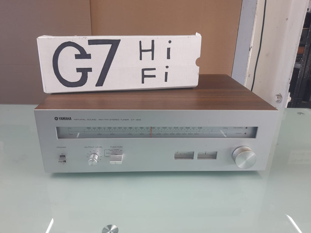 YAMAHA CT 400 NATURAL SOUND AM / FM STEREO TUNER