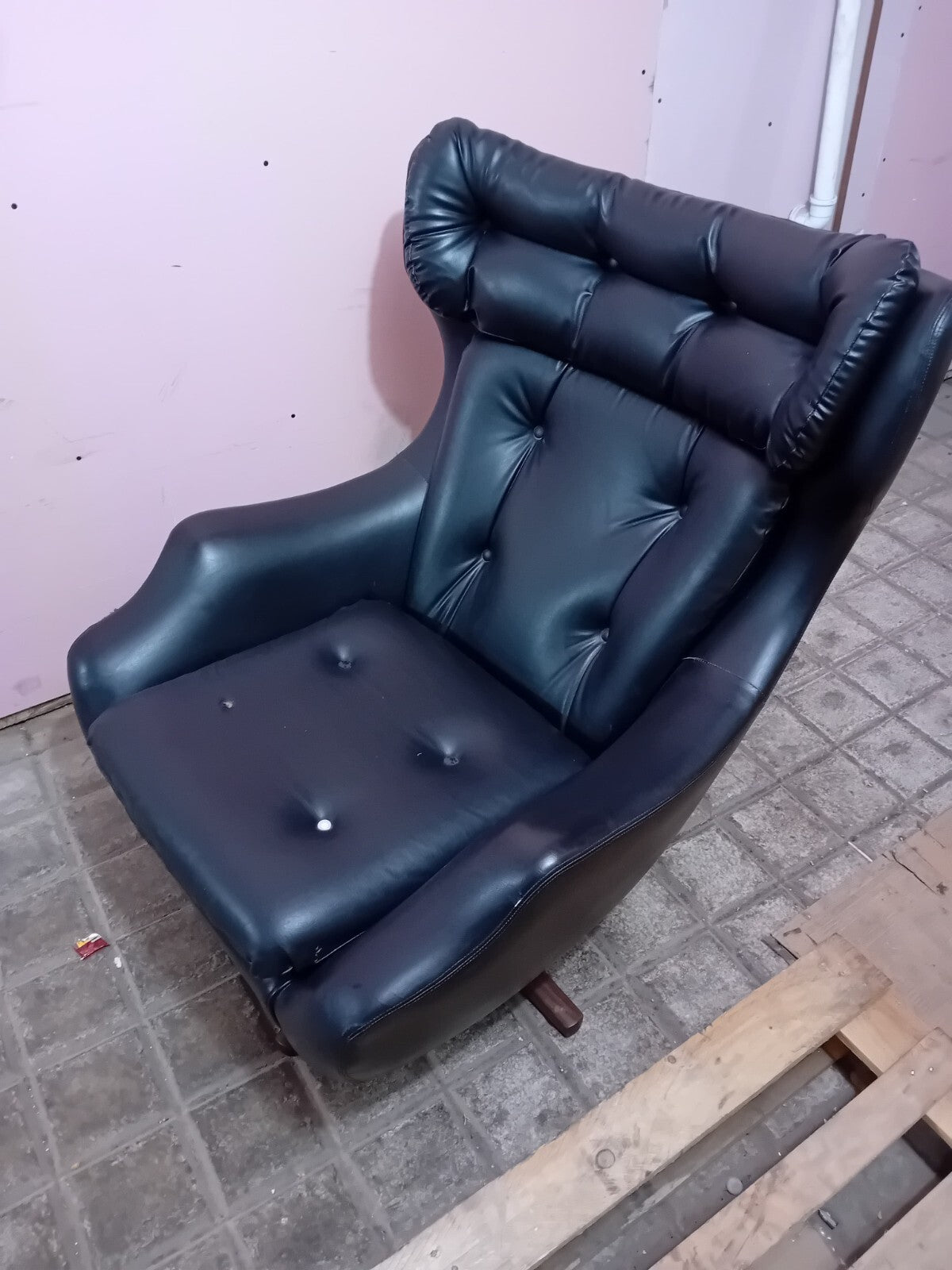 PARKER KNOLL VINTAGE CHAIR SWIVEL ARMCHAIR LEATHER