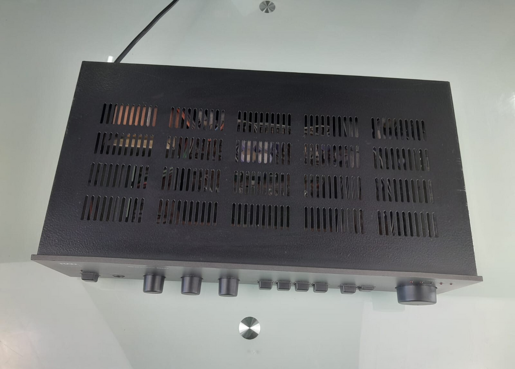 NAD 3020A STEREO AMPLIFIER