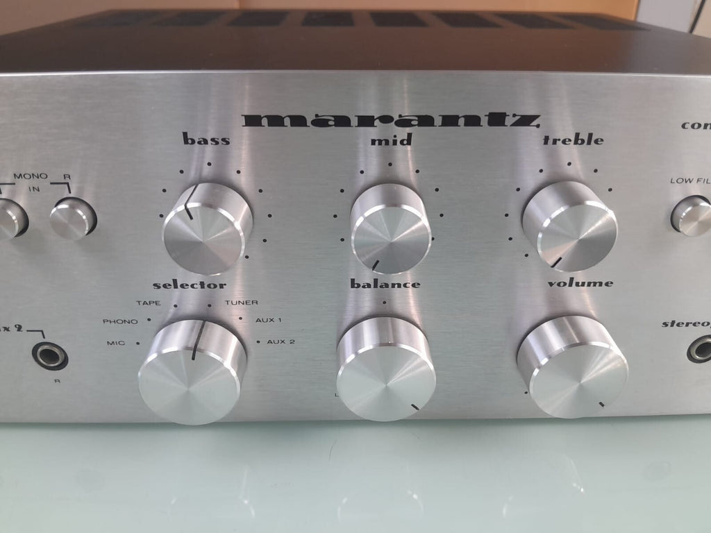 MARANTZ 1060 STEREO AMPLIFIER