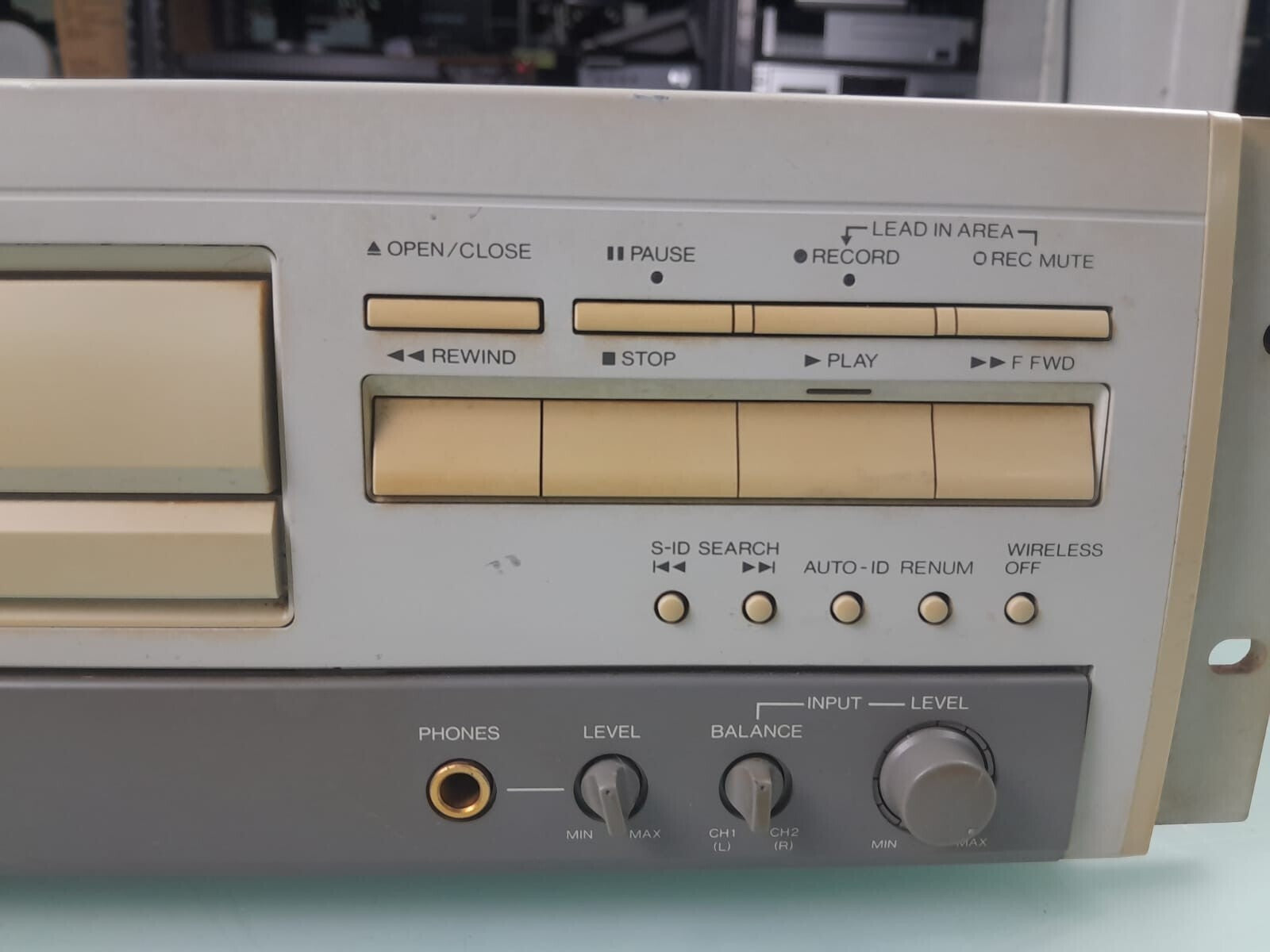 FOSTEX D 5 DIGITAL MASTER RECORDER