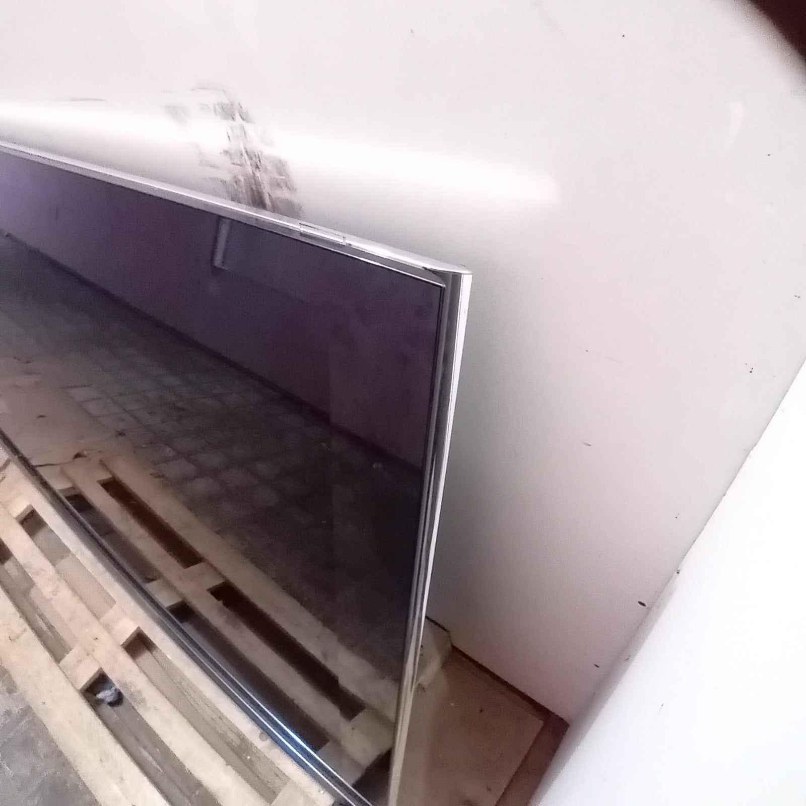 B&O BEOVISION 12 65 INCH TV TITANIUM BANG & OLUFSEN