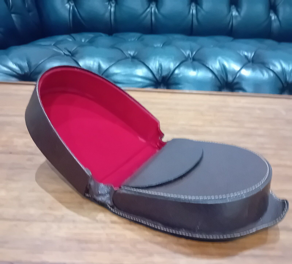 VINTAGE 1970'S GUCCI PENNY COIN PURSE