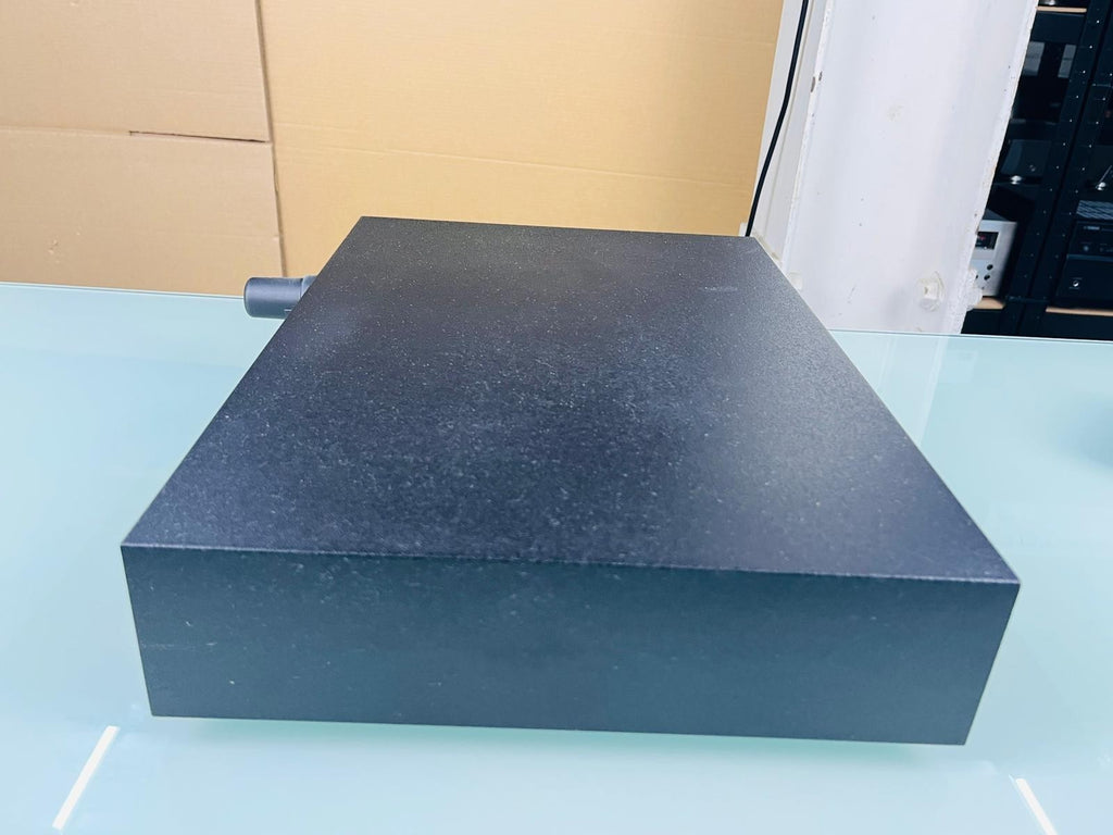 NAIM NA CDX CD PLAYER WITH REMOTE AND PLUCK