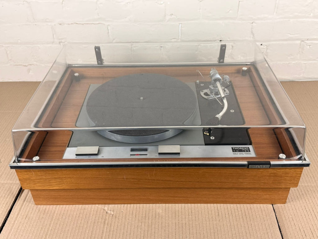 THORENS TD 125 TURNTABLE WITH SME 3009 TONEARM & SHURE M75E CARTRIDGE