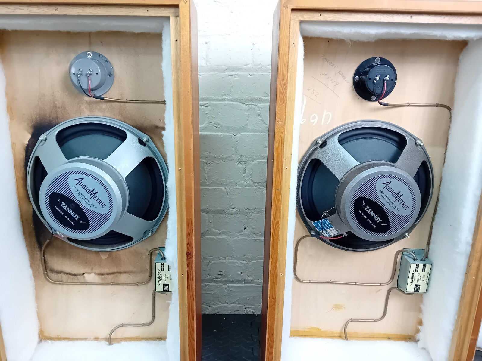 TANNOY AUDIOMETRIC  LSU/LF/12.F HF 1 SPEAKERS