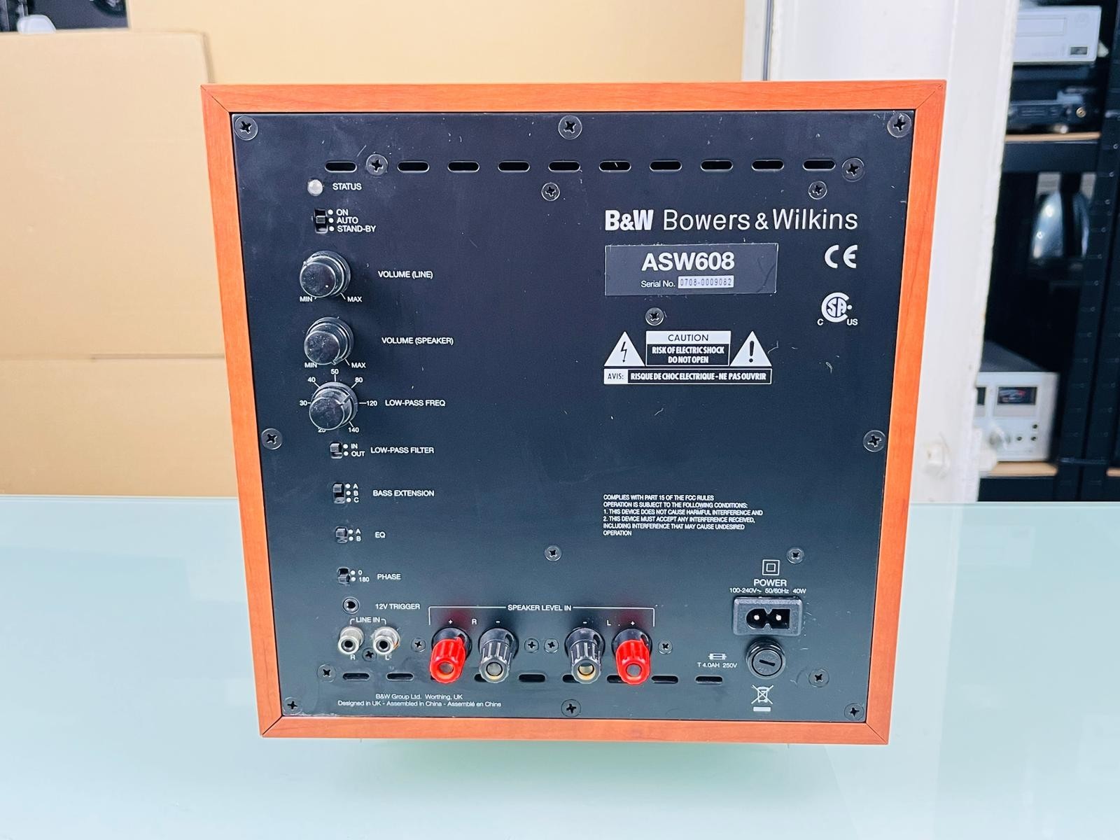 B&W BOWERS & WILKINS ASW 608 SUBWOOFER