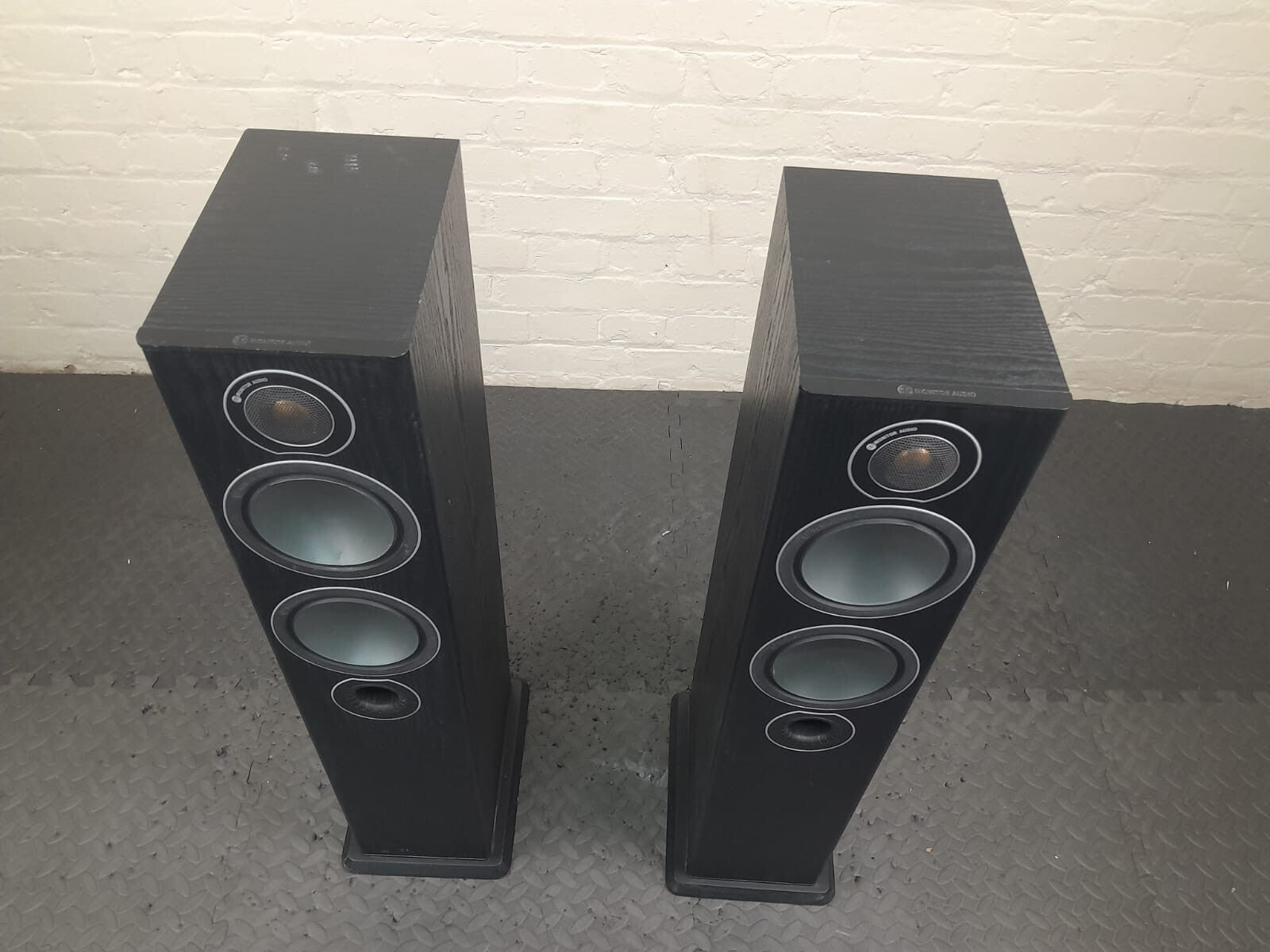 MONITOR AUDIO BRONZE 5 FLOOR STANDING SPEAKERS