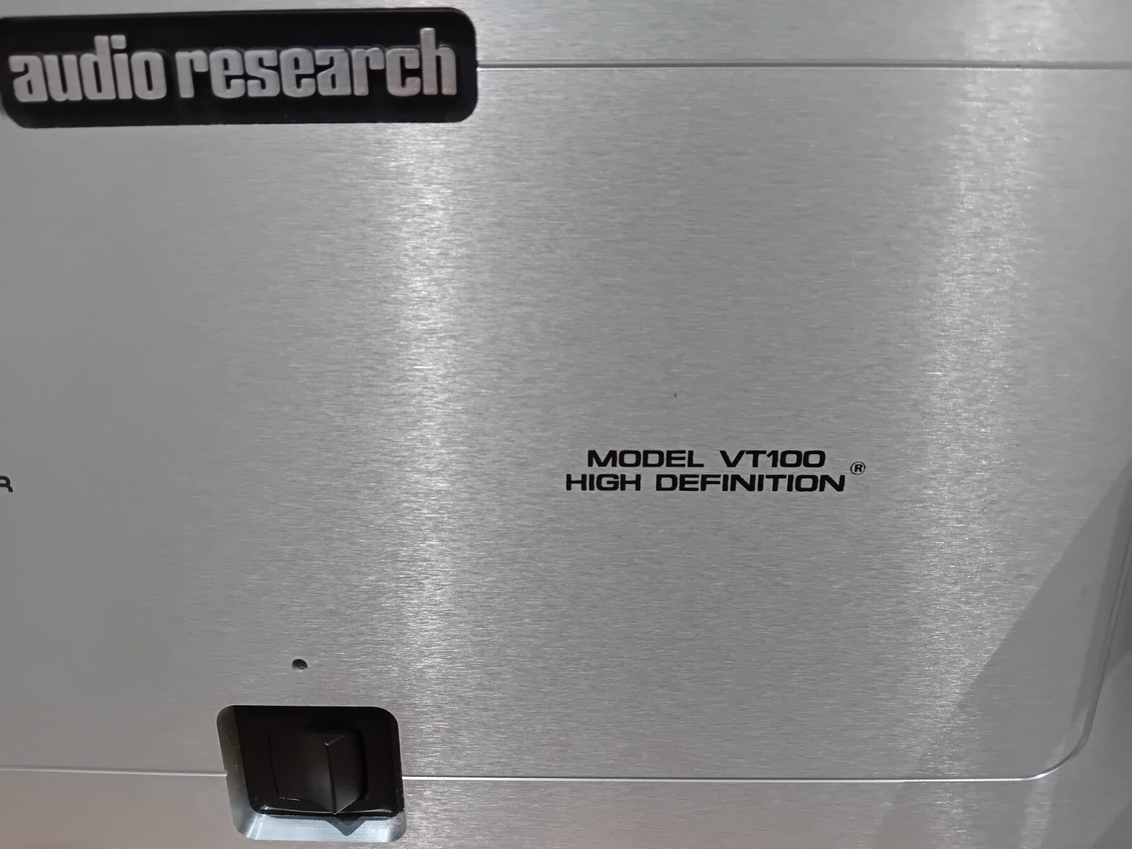 AUDIO RESEARCH VT100 MKII 2 HIGH DEFINITION VACUUM TUBE STEREO POWER AMPLIFIER