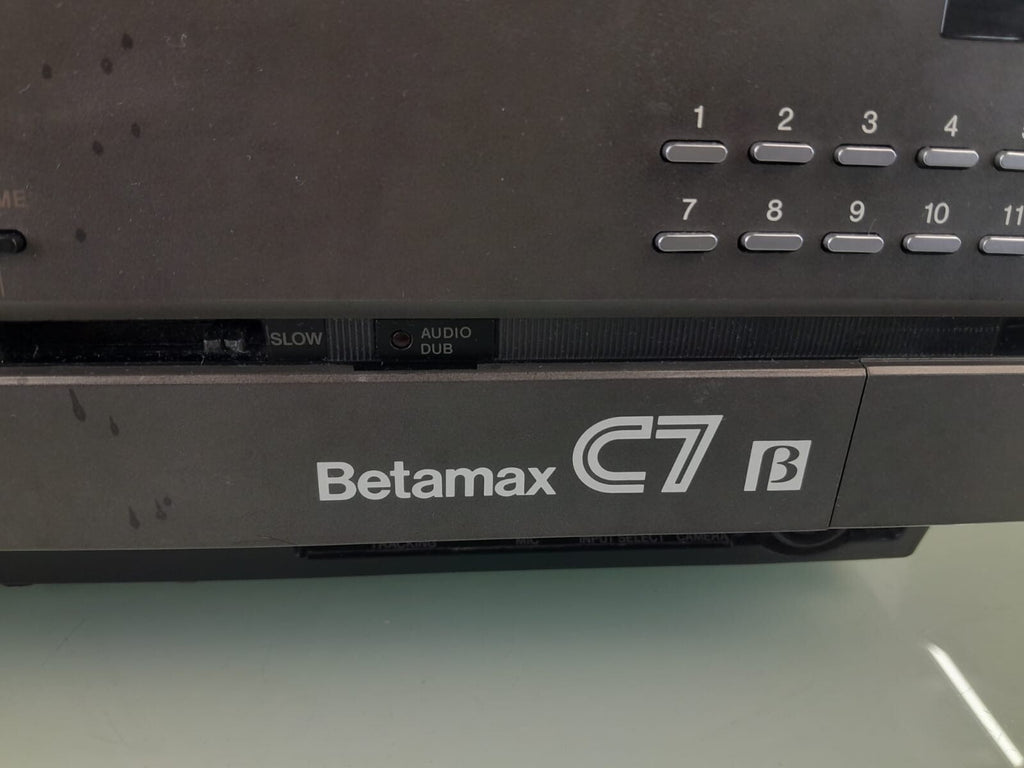 SONY SL C7UB BETAMAX VIDEO CASSETTE RECORDER #004