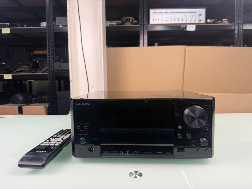 ONKYO BR 925 UKD CD/HDD RECEIVER WITH REMOTE