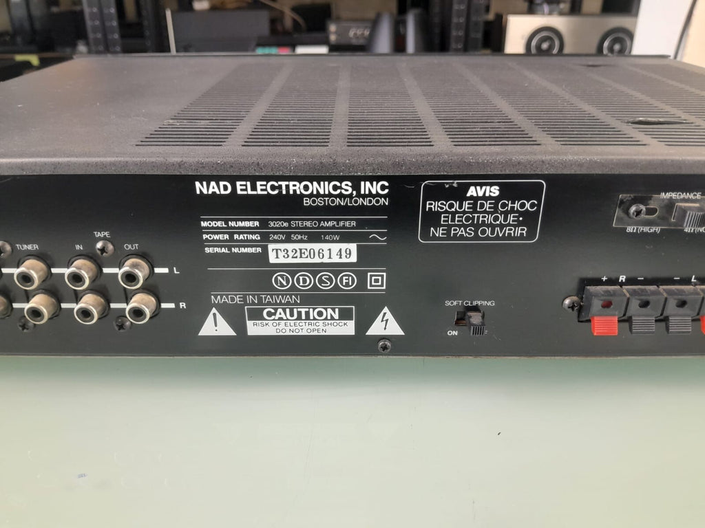 NAD 3020E STEREO AMPLIFIER