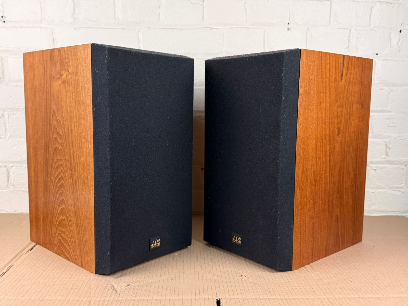 ATC SCM 20 PASSIVE STUDIO MONITORS SPEAKERS