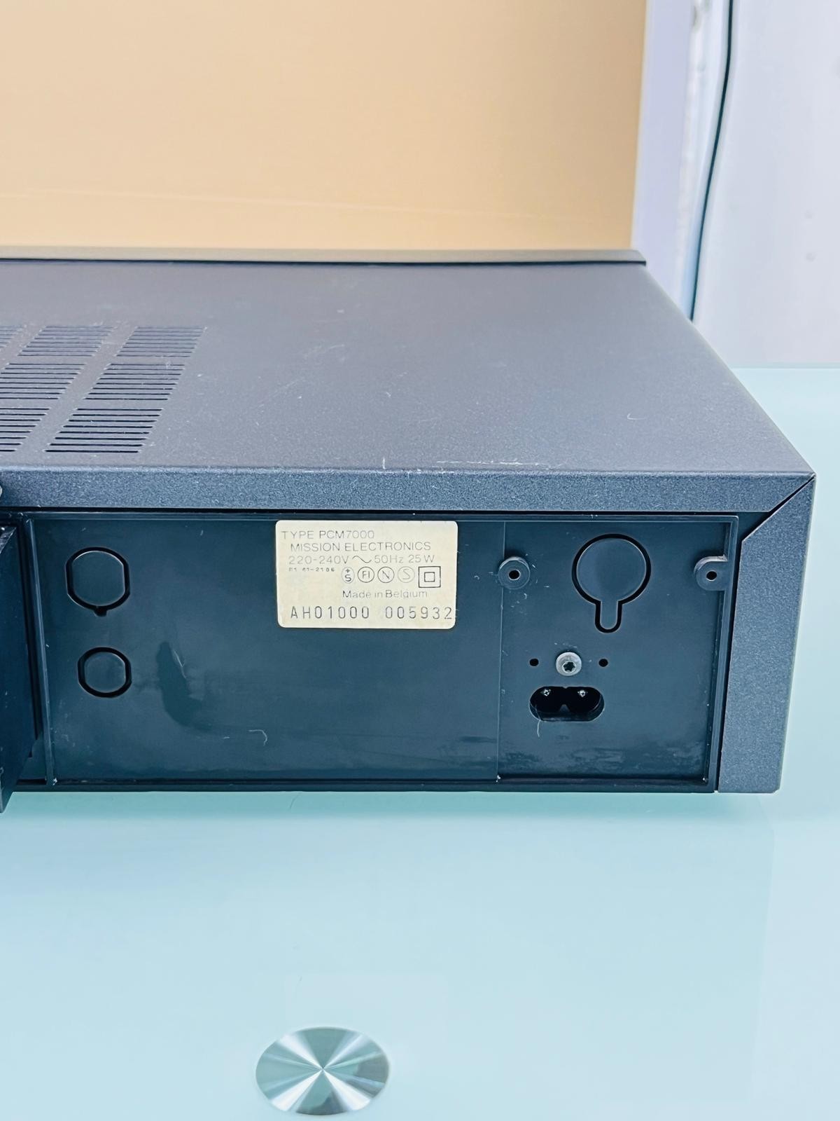 SERVICED MISSION PCM 7000 CD PLAYER