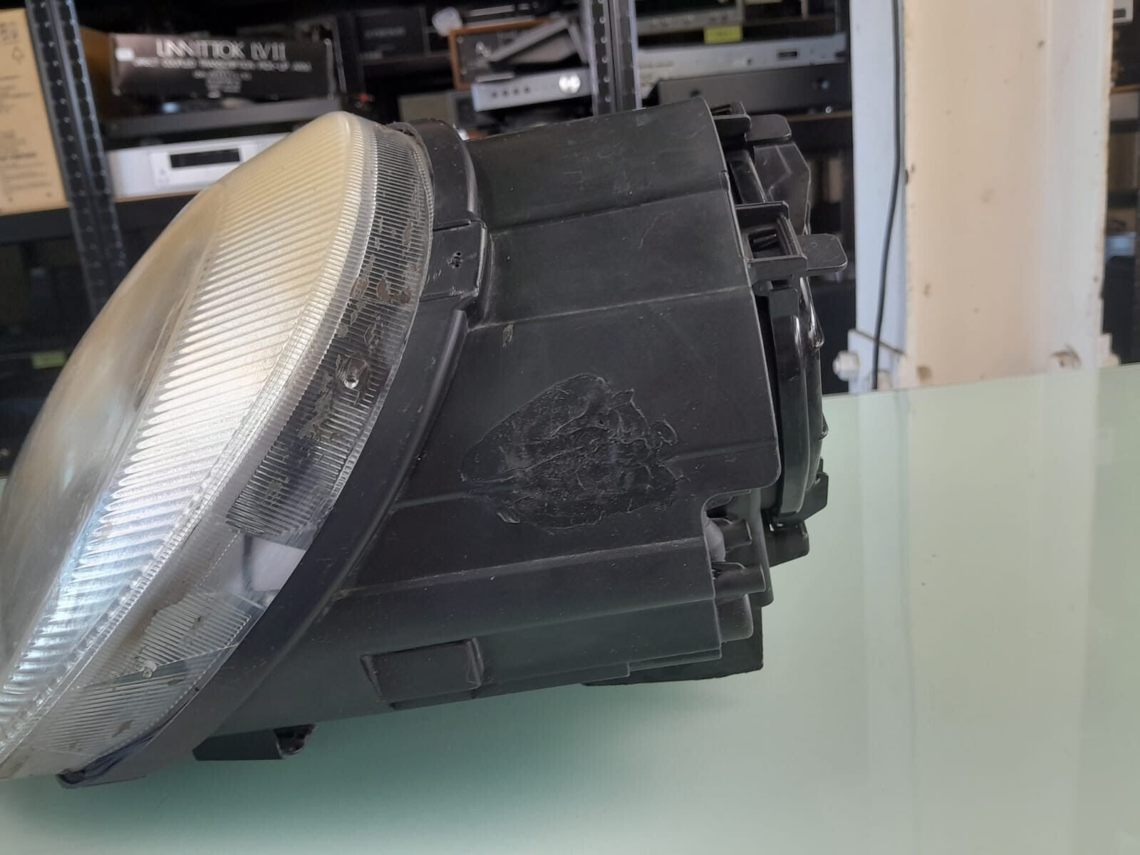 PORSCHE 957 CAYENNE GTS HEADLIGHT 2008 Passenger Side