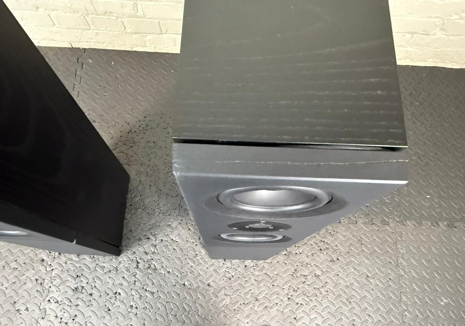 LINN KABER FLOOR STANDING SPEAKERS