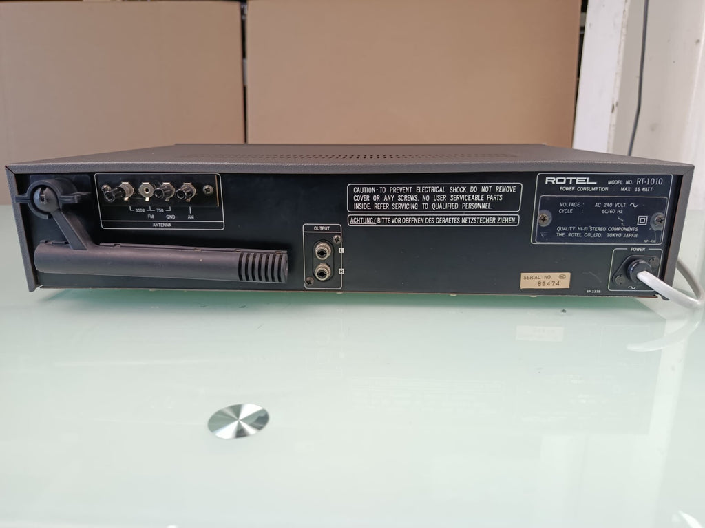 ROTEL RT 1010 AM/FM STEREO TUNER