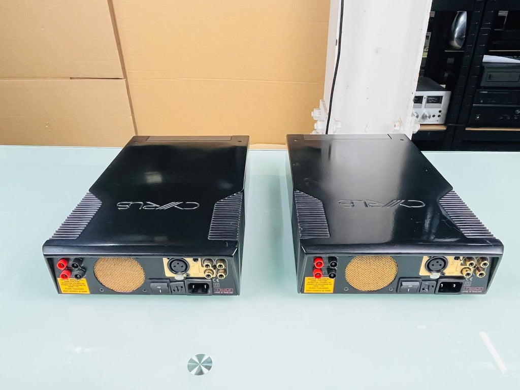 CYRUS MONO X POWER AMPLIFIERS