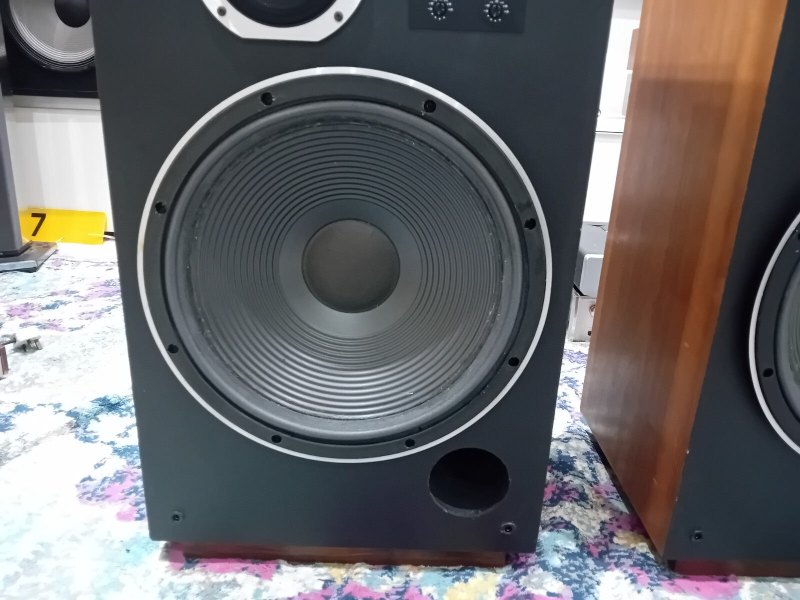 SUPER RARE TOP OF THE LINE PIONEER HPM 1100 SPEAKERS