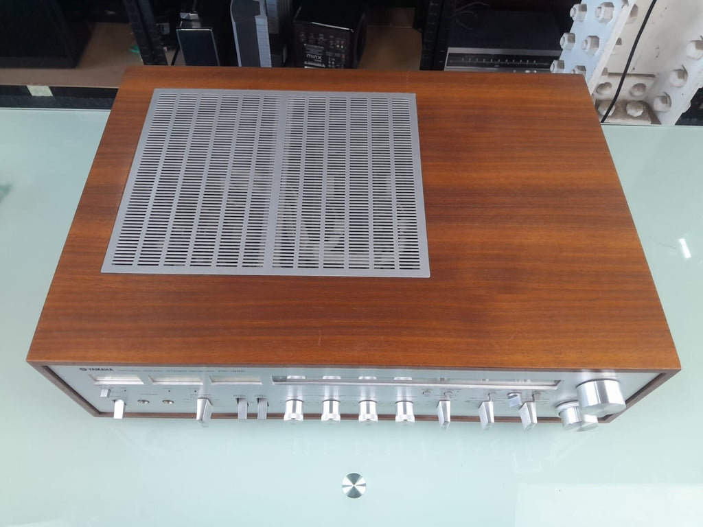 YAMAHA CR 1020 NATURAL SOUND STEREO RECEIVER