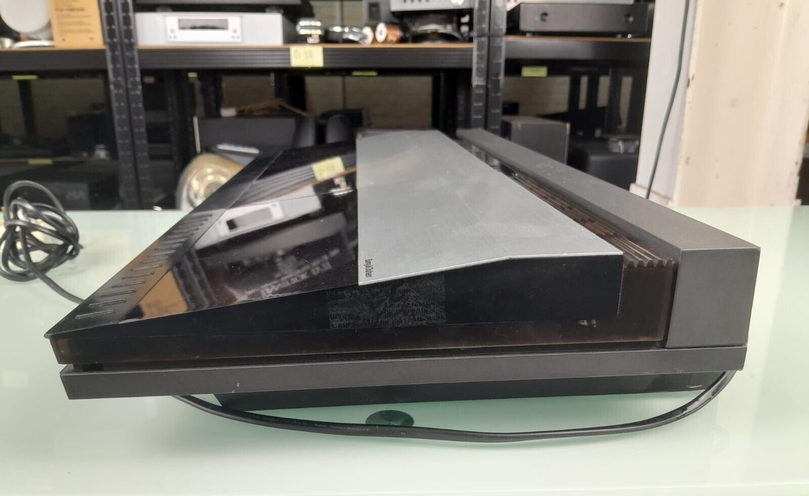 BANG & OLUFSEN B&O BEOCENTER 4000 CASSETTE TAPE RADIO AMPLIFIER