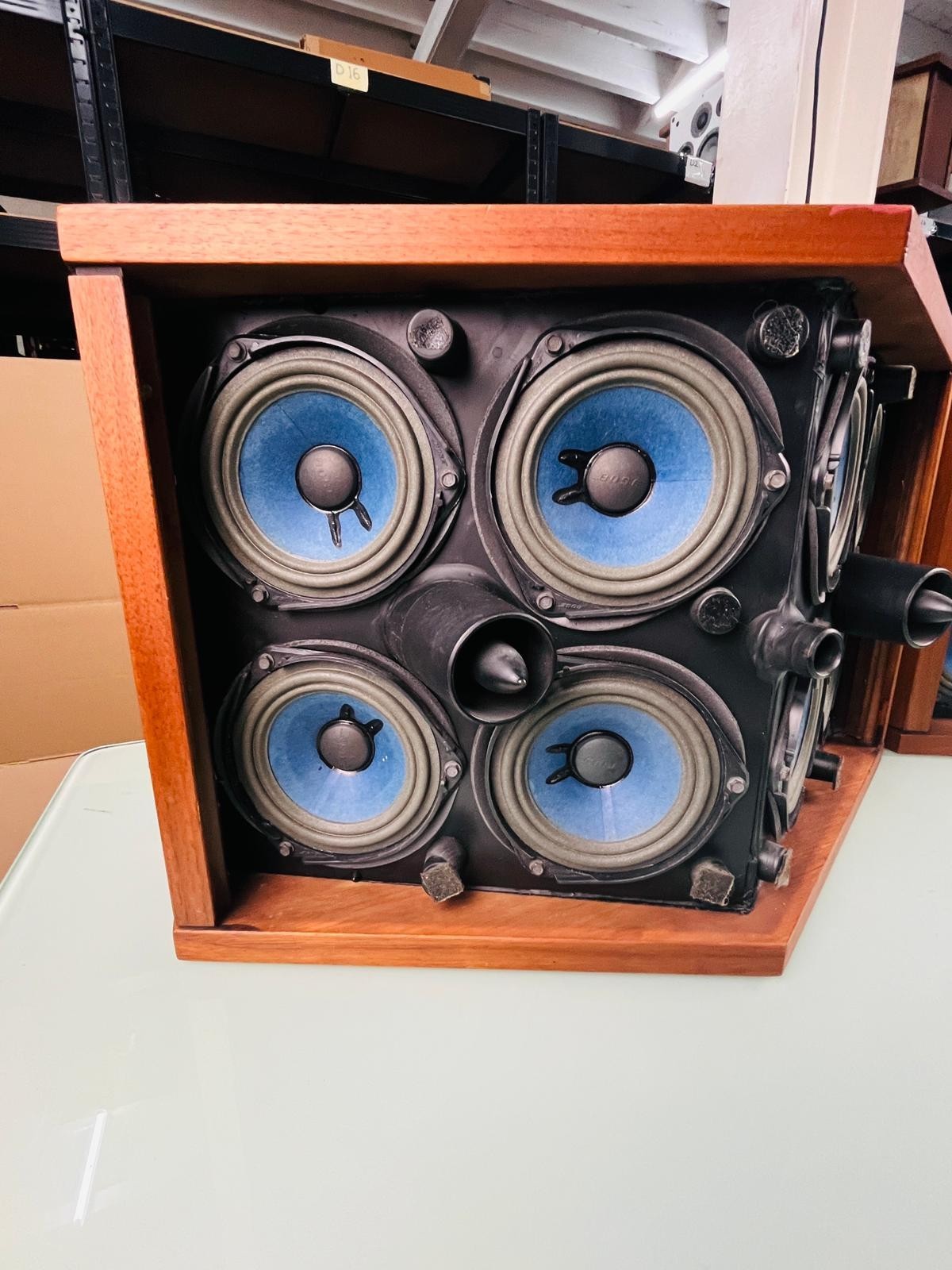 BOSE 901 SERIES IV SPEAKERS