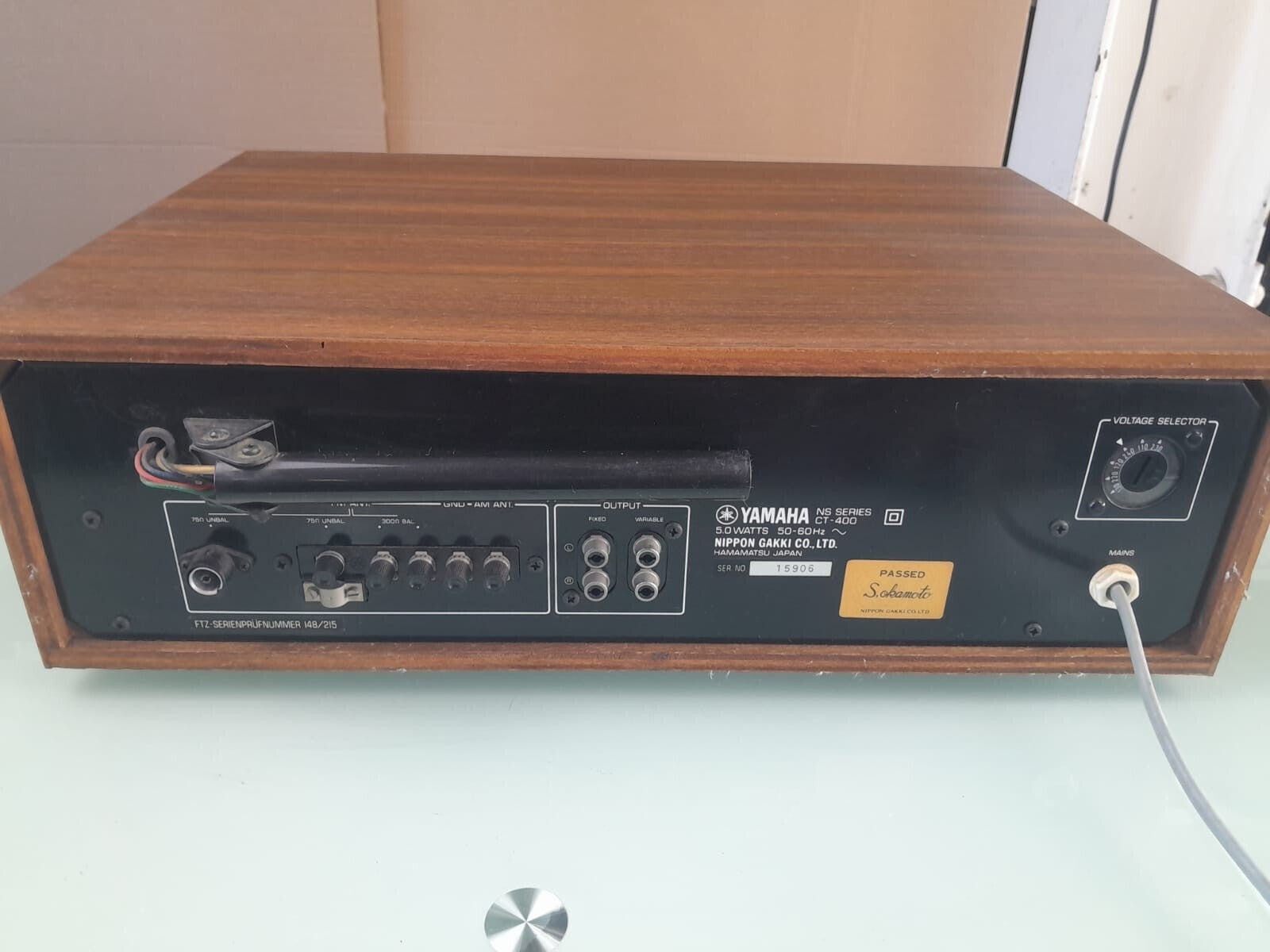 YAMAHA CT 400 NATURAL SOUND AM / FM STEREO TUNER